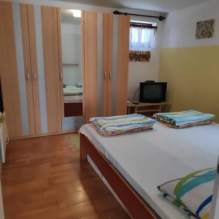 شقة فندقية Toth Nyaralo Balatongyörök