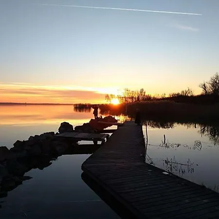 شقة فندقية Toth Nyaralo Balatongyörök